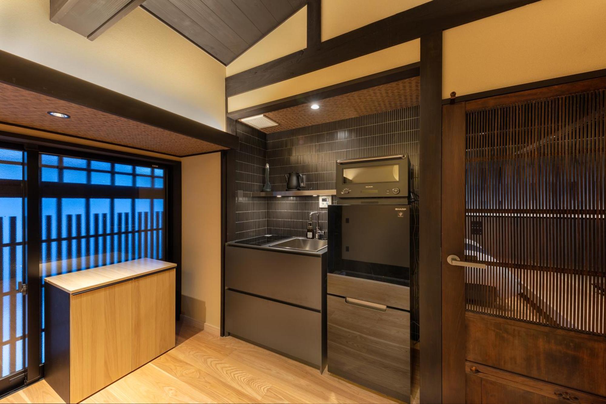 Kanade Gion-rokuhara Kyoto